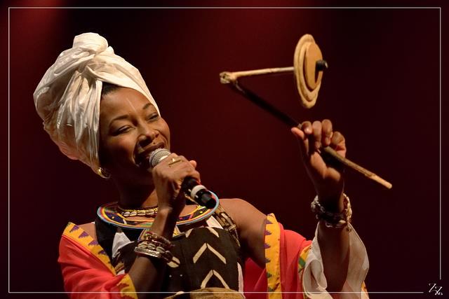 NIK_990303 Fatoumata Diawara 31-01-2019 (Zz) (p).jpg